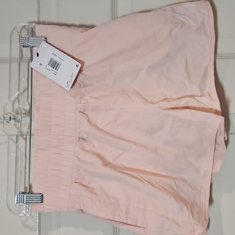 Jordan Girls’ Jumpman High Flying Shorts: LEGEND PINK: NEW WITH TAGS: SIZE XL